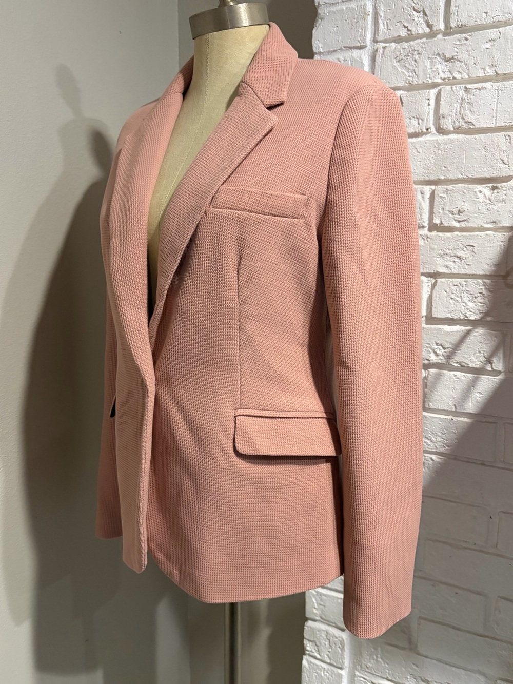 Philosophy Pink Single-Button Textured Blazer - Picture 3 of 4